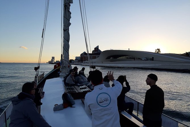 2-Hour Lisbon Traditional Boats Sunset Cruise with White Wine - Should you book the Lisbon traditional boat sunset cruise?