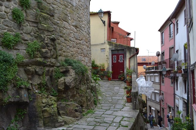 3-Hour Porto Jewish Heritage Walking Tour with Local Guide - What this Porto Jewish heritage walk really offers