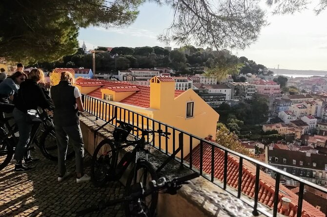 7 Hills and 14 Viewpoints - Lisbon E-Bike Tour - Why an e-bike is a smart way to see Lisbon