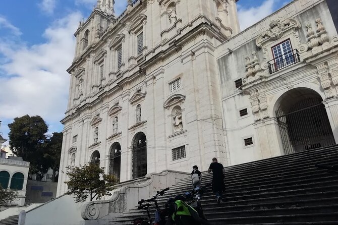 7 Hills and 14 Viewpoints - Lisbon E-Bike Tour - Tile history at the Viúva Lamego building