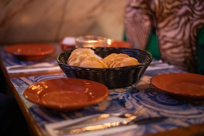 A True Taste of Lisbon: Portuguese Tapas, Wine & Surprise Drink - What you may eat and drink