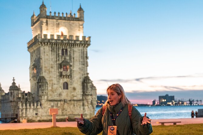 Age of Discoveries Walking Tour in Belém - Praça do Império reveals the 1940 version of Portugal