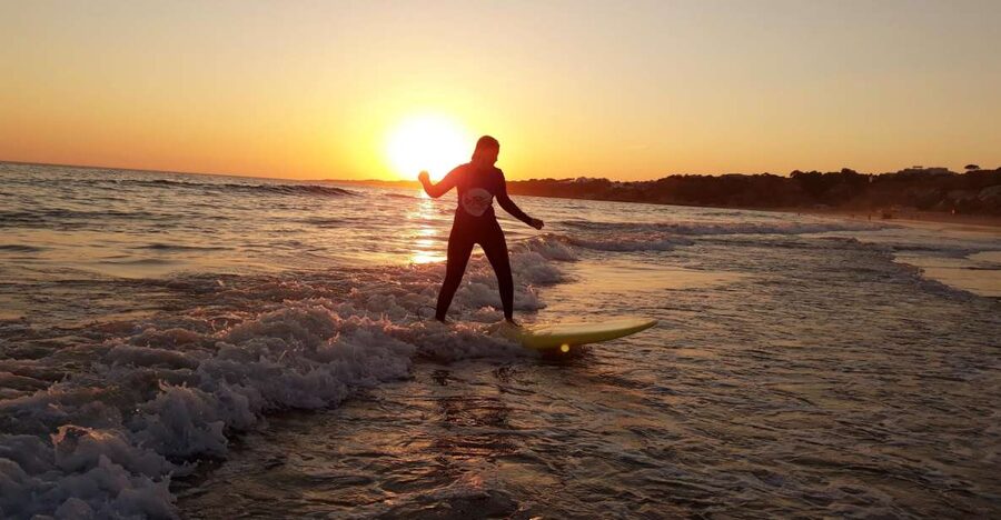 Albufeira: 2-Hour Falesia Beach Surf Lesson - Key points at a glance