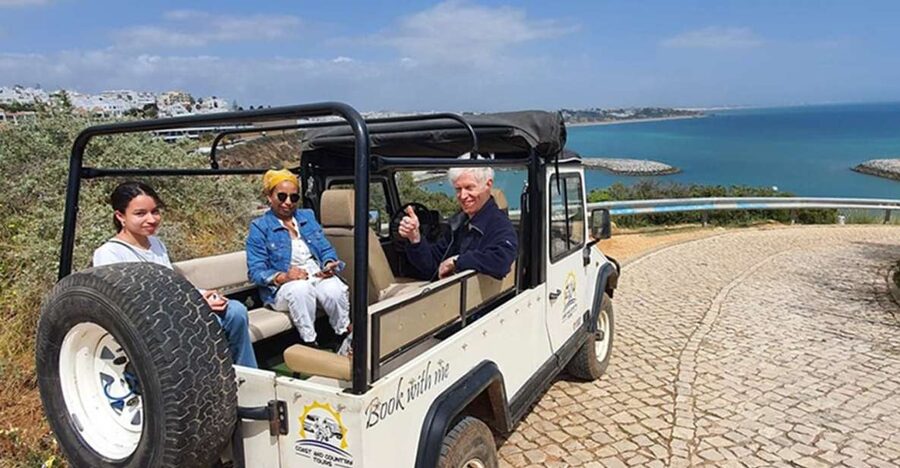 Albufeira: Beaches, Old Town, and Salgados Lagoon Jeep Tour - Key points at a glance