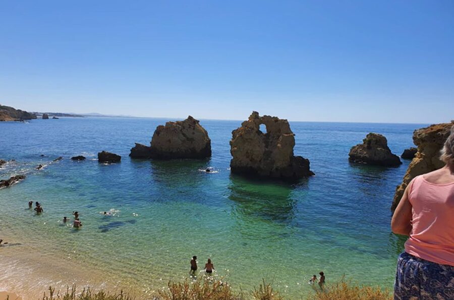 Albufeira: Beaches, Old Town, and Salgados Lagoon Jeep Tour - The guides make the biggest difference