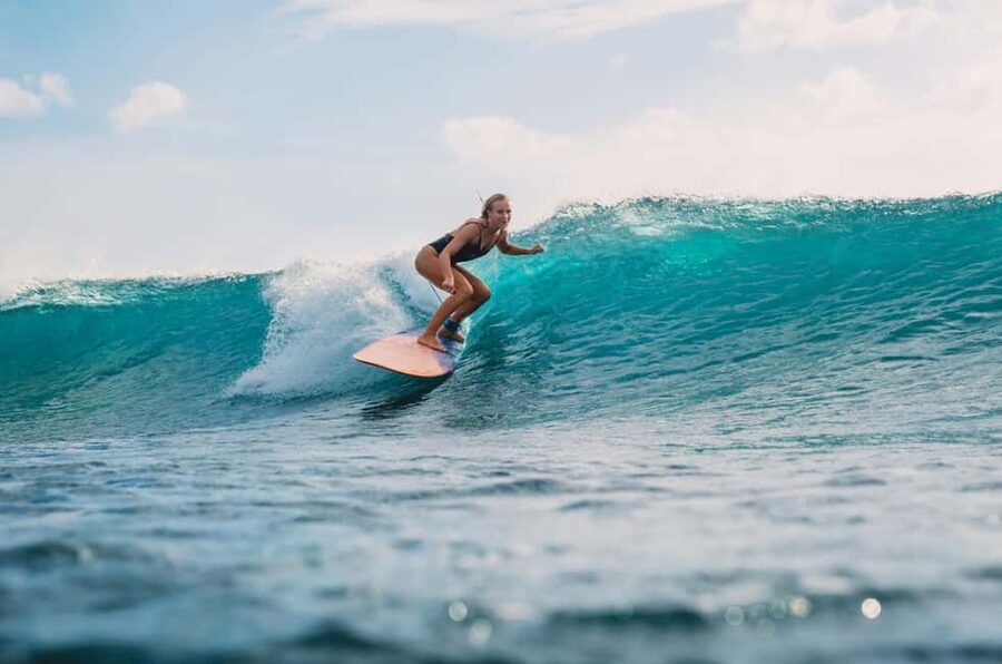 Albufeira: Beginner Surf Lesson - Key points at a glance