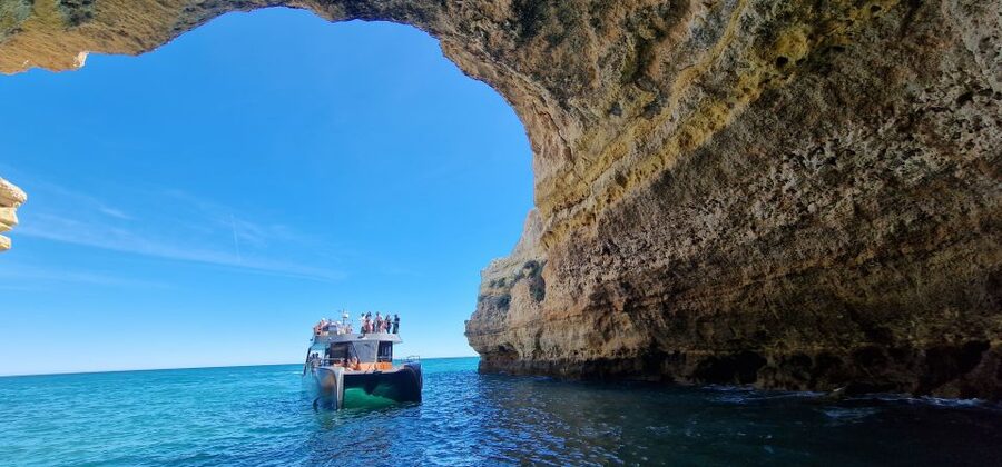 Albufeira: Coastline and Benagil Caves Tour by Catamaran - Key points to know before booking
