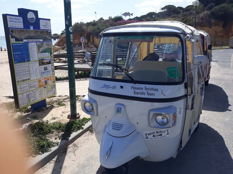 Albufeira: Guided Tour by Tuk-Tuk - What the guide adds to the ride