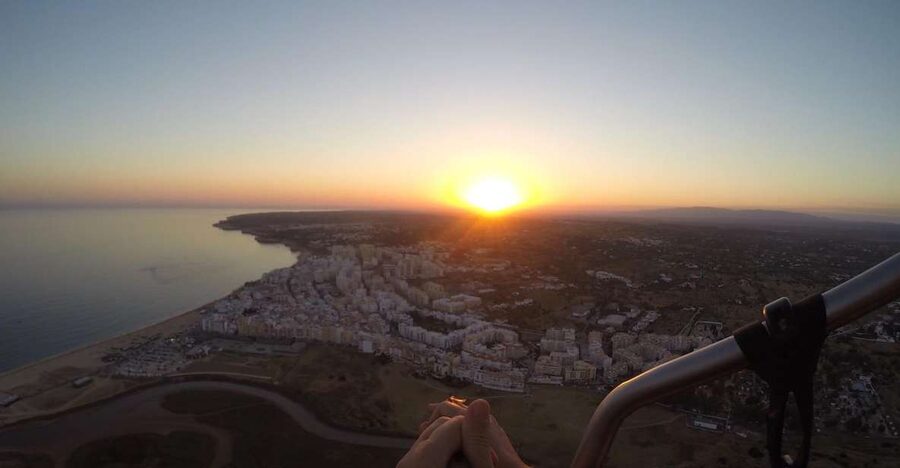Albufeira: Paragliding and Paratrike Tandem Flights - Choosing Between Paragliding and Paratrike