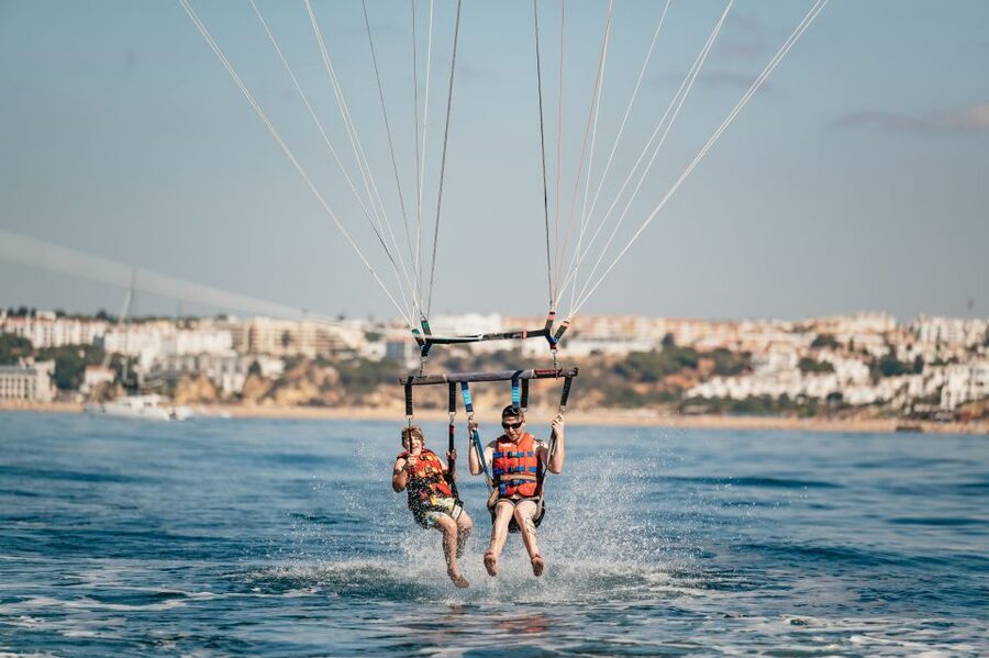 Albufeira: Parasailing Boat Trip - Key points at a glance