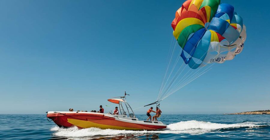 Albufeira: Parasailing Boat Trip - From Albufeira Marina to open water
