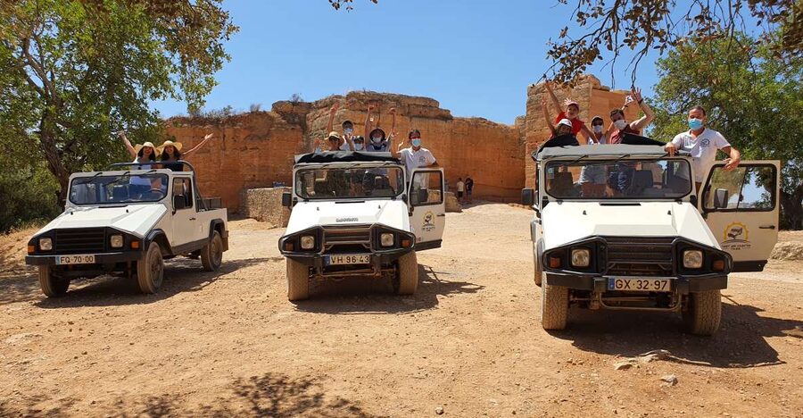 Albufeira: Safari Excursion in the Algarve Mountains - Paderne village and traditional Algarve details