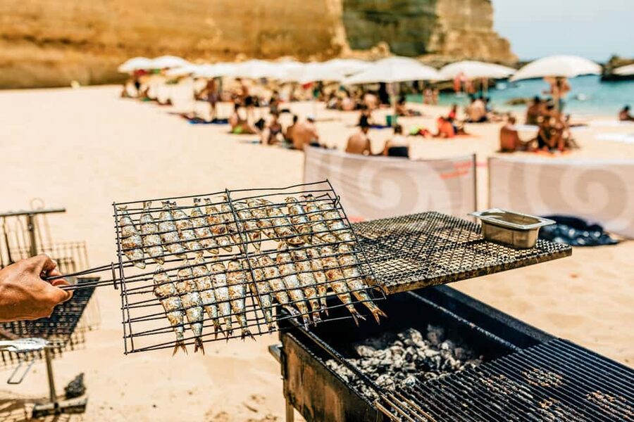 Albufeira: Sightseeing Cruise with Beach BBQ and Open Bar - Reaching the secluded beach by dinghy