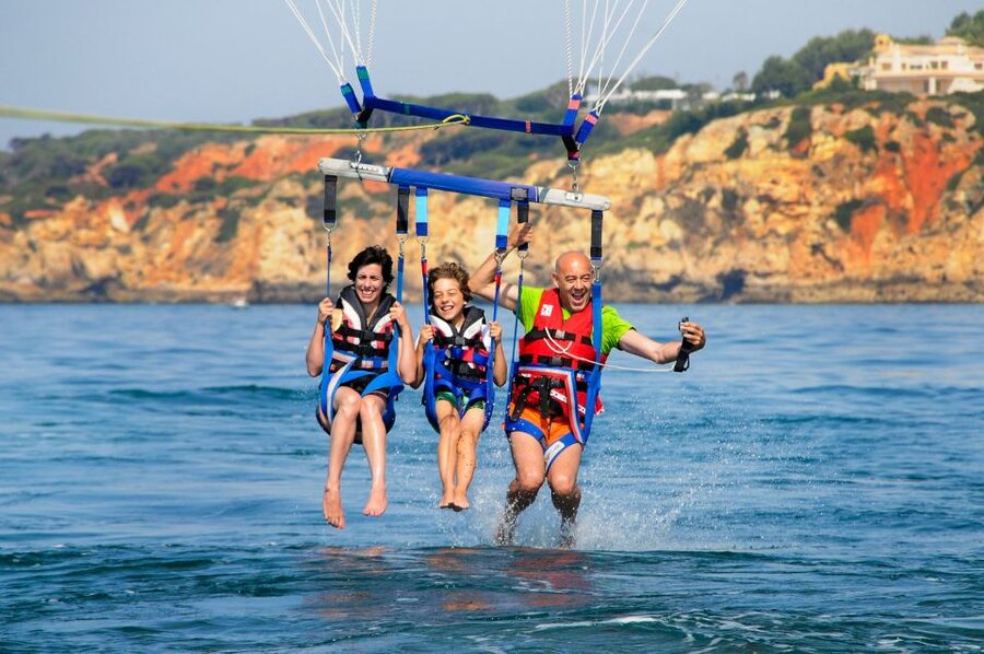 Albufeira: Single, Double or Triple Parasailing Tour - Who will enjoy this most?
