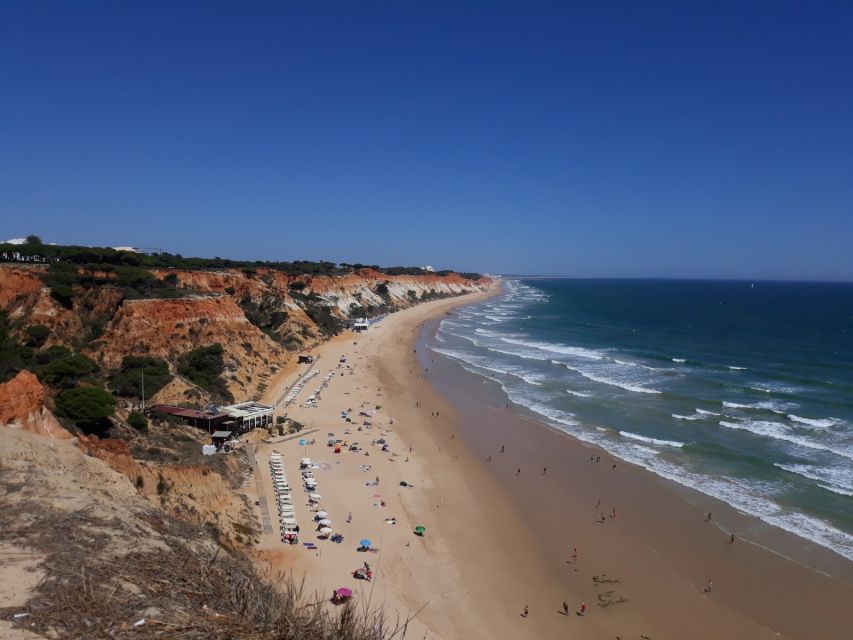 Albufeira: Tuk-tuk Sightseeing Tour - Falésia Beach and the Algarve’s famous red cliffs
