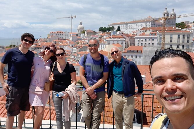 Alfama and Mouraria Tour - The oldest neighbourhoods in Lisbon - From Praça do Comércio to the old hill quarters