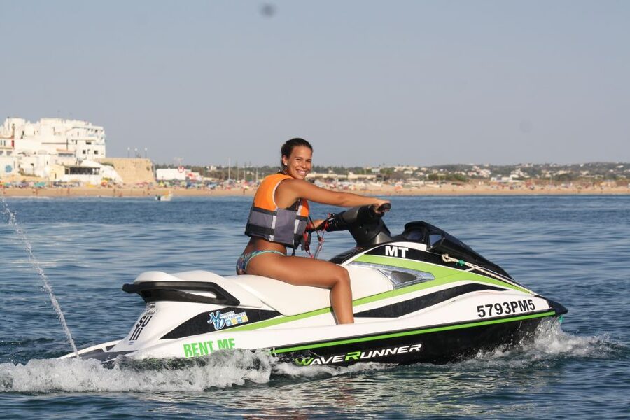 Algarve: Jet Ski Rental in Armação de Pêra - High-speed fun, with a safety boat nearby