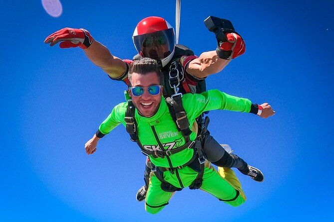 Algarve Tandem Skydive 15.000ft - Arriving at Alvor Airfield near Portimão