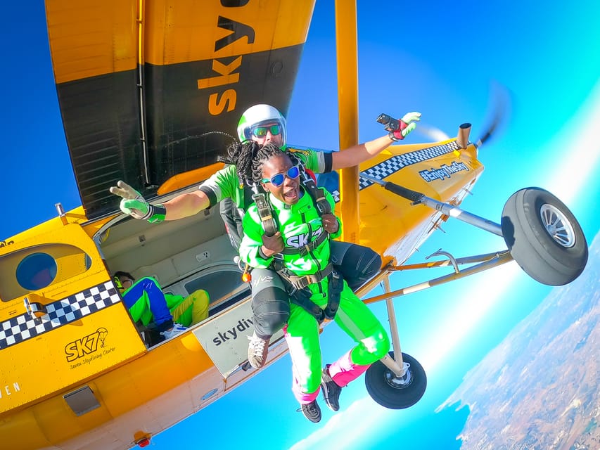 Algarve: Tandem Skydiving Adventure 15,000 to 10,000 Feet - Is $215 good value?