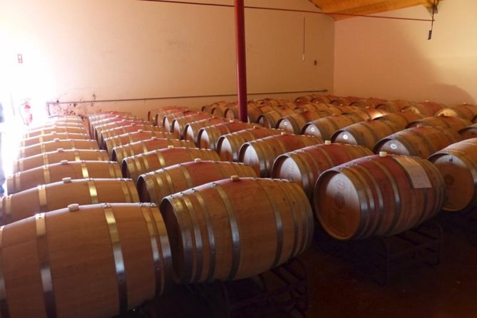 Algarve wine tour and mountain top trip with lunch or dinner at sunset time - Who will enjoy this day most