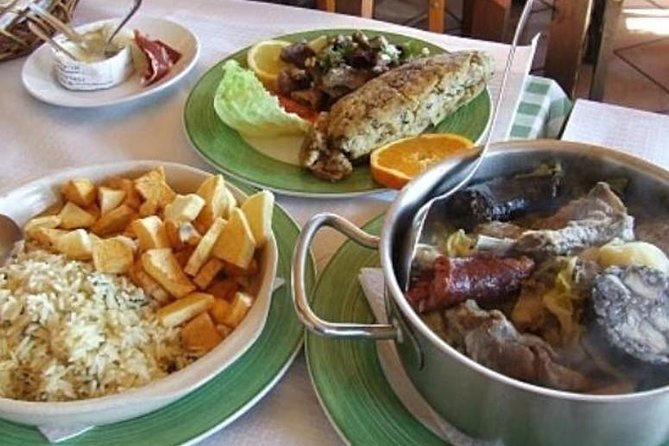 Algarve wine tour and mountain top trip with lunch or dinner at sunset time - Practical details before you book