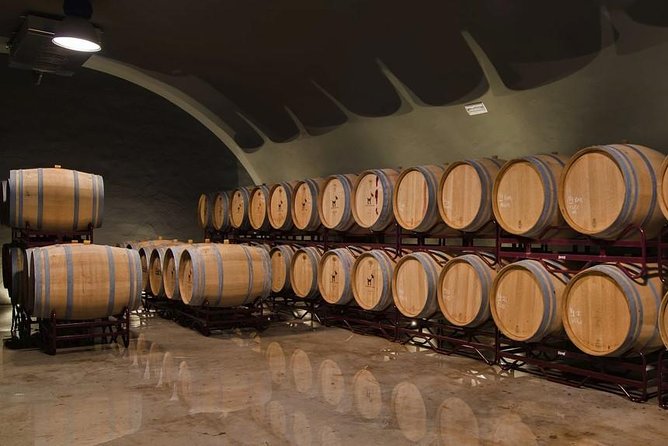 Algarve Wine Tour of Two Wine Estates - Private or shared, and what the group rules mean