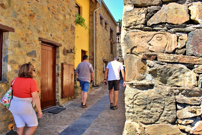 An adventure through the Schist Villages of Lousã - A private jeep makes the mountain outing easier