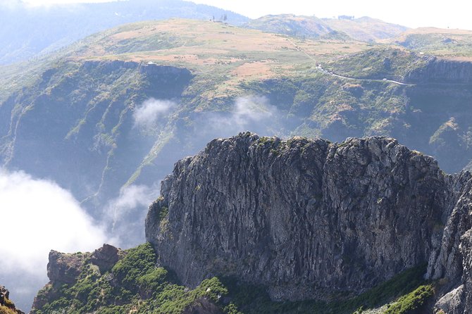 Arieiro Peak, Santo Serra, Cristo Rei in Open Roof 4x4 Experience - Cristo Rei and the final ocean view