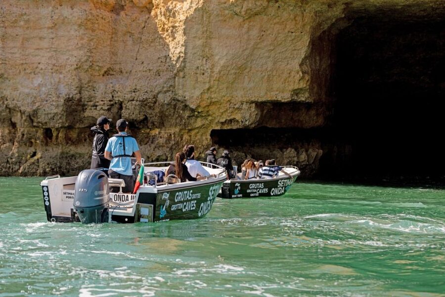 Armação de Pêra: Benagil Caves and Secret Beaches Boat Trip - Who should book this trip