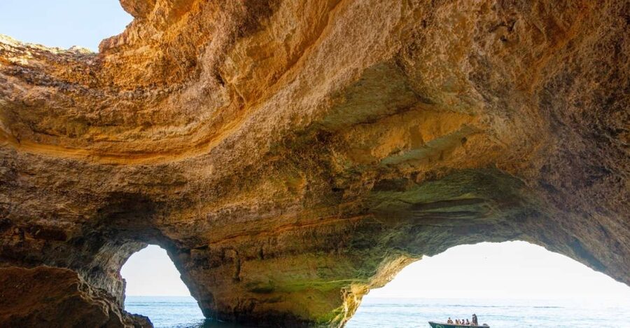 Armação de Pêra: Benagil Caves and Secret Beaches Boat Trip - Starting at Armação de Pêra Beach