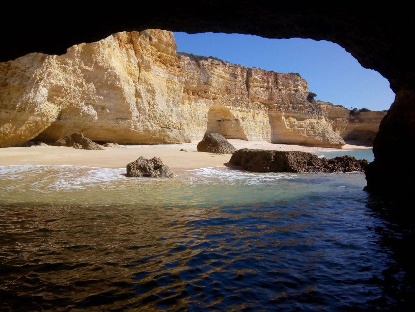 Armação de Pêra: Guided Boat Tour of Benagil's 15 Best Caves - A small boat changes what you can see