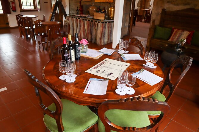 Authentic Small Group Douro Wine Tour with Lunch & River Cruise - First winery: a guided tasting with a regional lesson