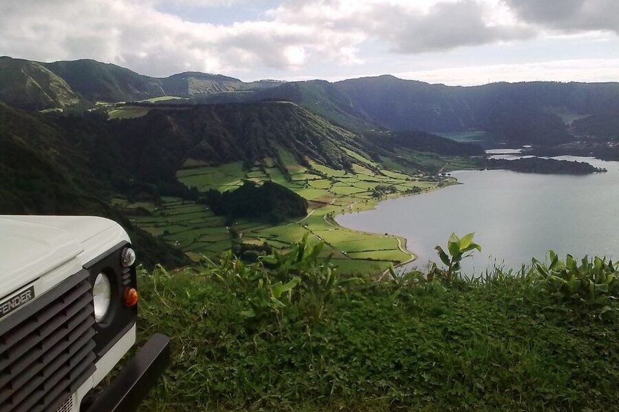 Azores: Sete Cidades Scenic Jeep Tour from Ponta Delgada - The rough tracks and ridge driving