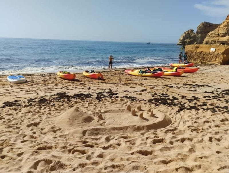 Benagil: Benagil Beach Kayak Rental - Meeting point, equipment, and useful planning