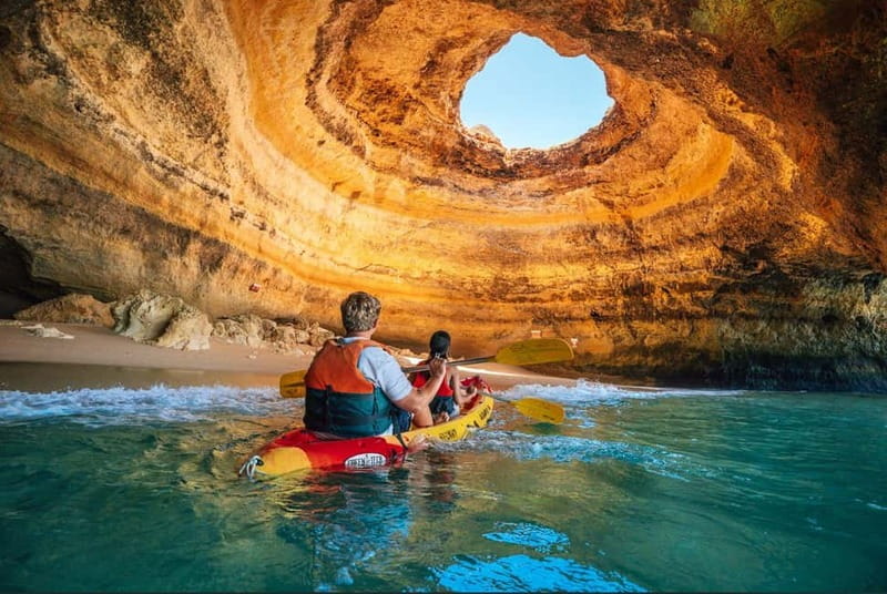 Benagil Cave - Kayak Guided tour - Reaching Marinha Beach by paddle
