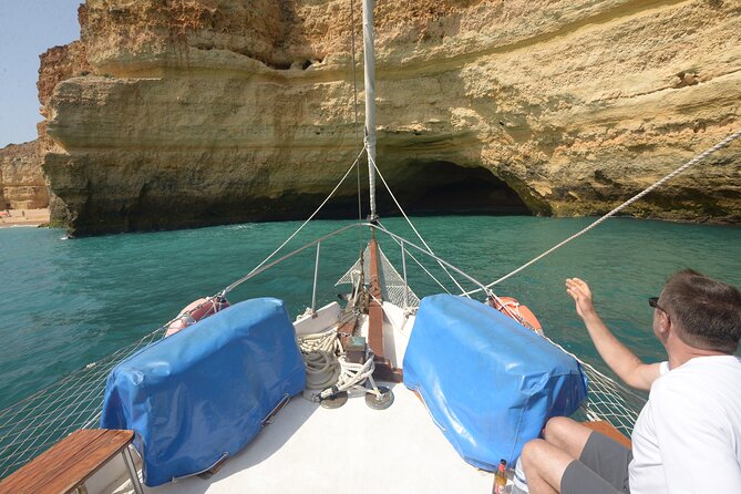 Benagil Coastline Tour - Allboat - A water slider, with the sea in charge