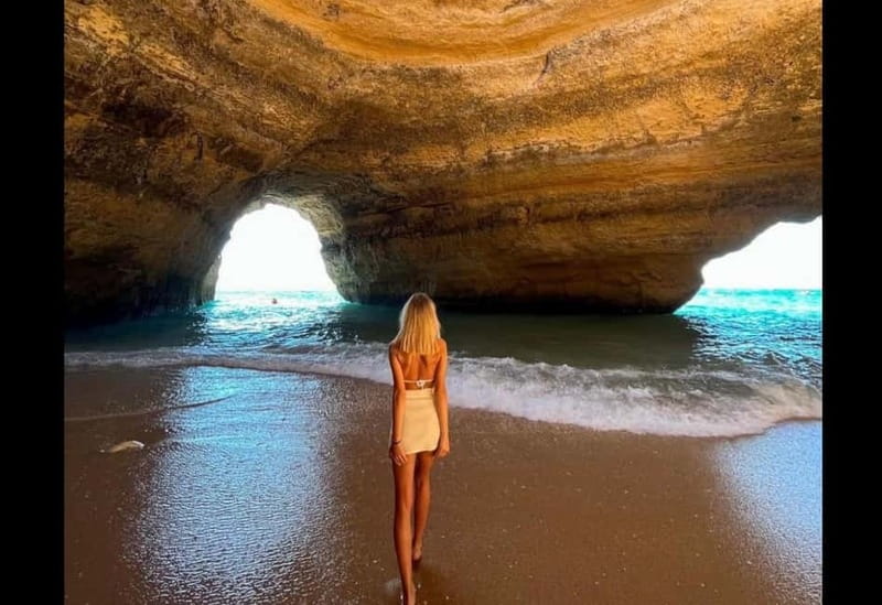 Benagil: Guided Kayak Tour inside caves and Praia da Marinha - Paddling out from Benagil Beach