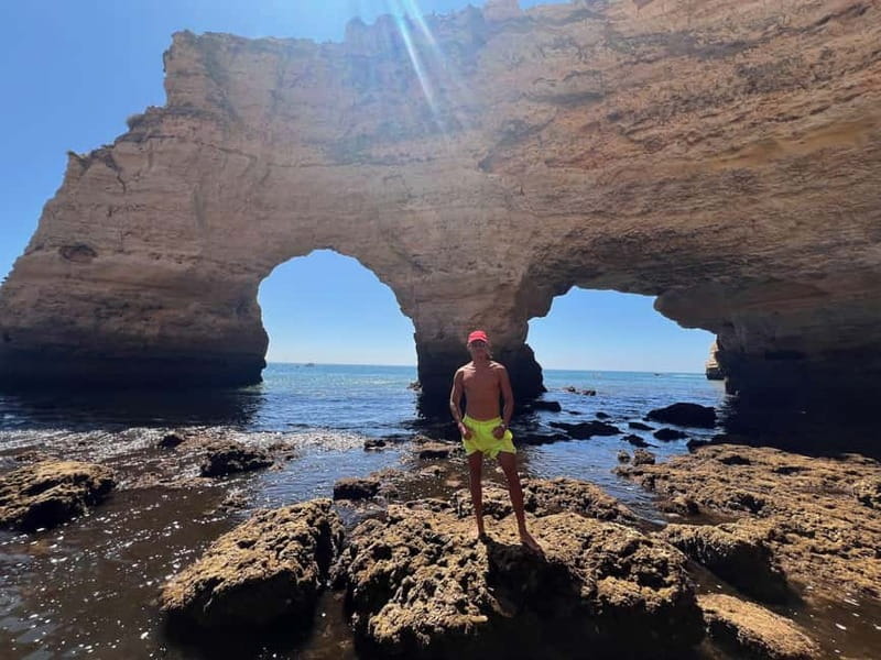 Benagil Kayak Tour: Explore Secret Caves with Licensed Guide - What the guides do well