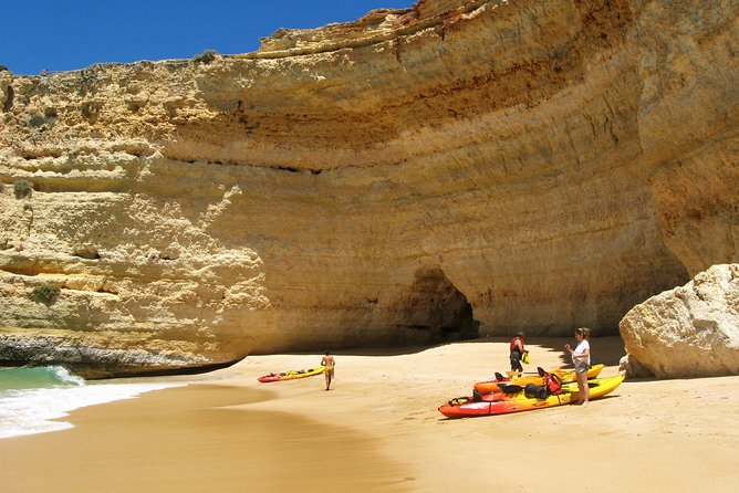 Benagil Kayak Tour On Board a Fantastic Catamaran - The guides and the feel of the trip