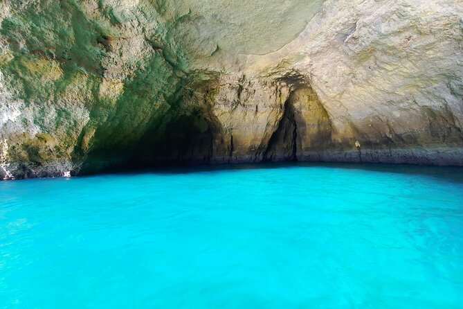 Boat tour Benagil Caves - Ferragudo and Praia dos Caneiros set the scene