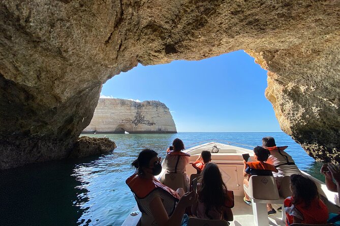 Boat tour Benagil Caves - Carvoeiro brings the Algarve close to shore