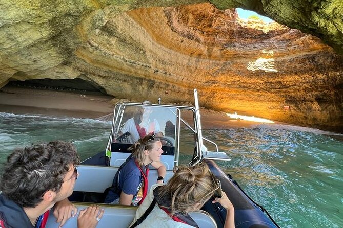 Boat trip along the Golden Coast and Benagil Caves - Key points at a glance