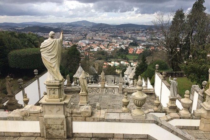 Braga and Guimarães Small-Group Tour with Lunch from Porto - Key points to know before booking