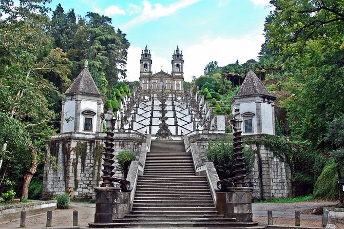 Braga and Guimarães Small-Group Tour with Lunch from Porto - The guides shape the whole day