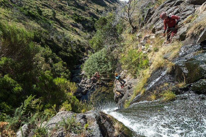 Canyoning in Madeira: Ribeira das Cales - Funchal Ecological Park - The two-hour canyoning section