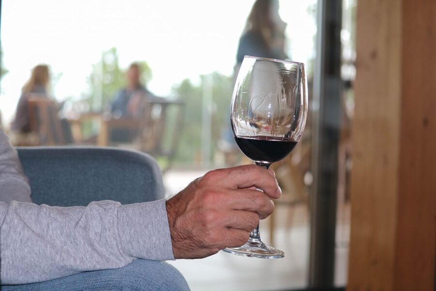 Carvoeiro/Portimão/Alvor: Wine Tour w/ Tasting, Tapas, Music - Key points at a glance