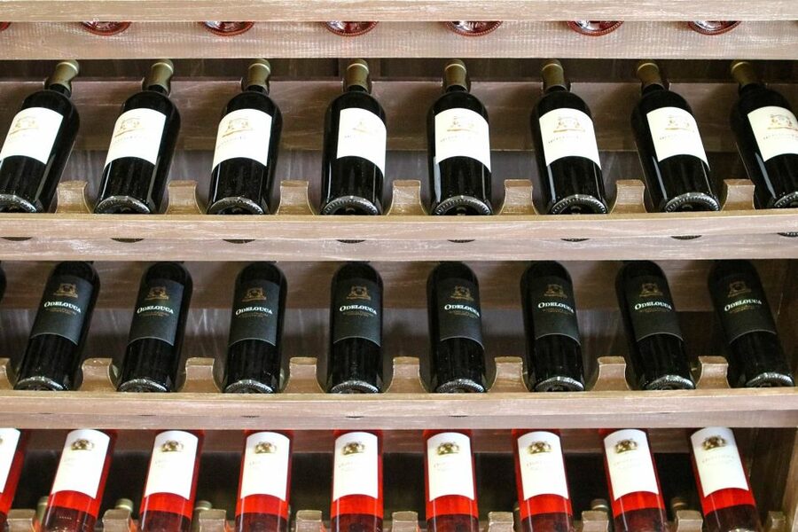 Carvoeiro/Portimão/Alvor: Wine Tour w/ Tasting, Tapas, Music - Timing, comfort, and who should book