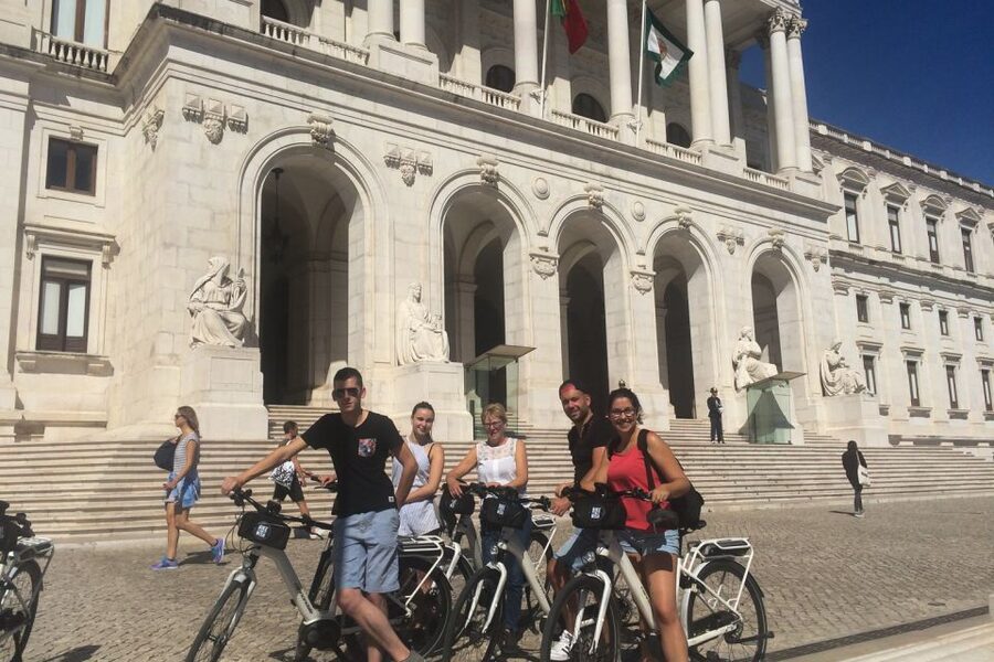 Central Lisbon 3-Hour Guided E-Bike Tour - Príncipe Real and the character of the upper city