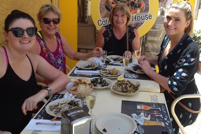 Classic Food Tour - Lagos - Passing through the old city gate