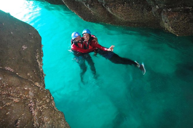Coasteering in the Arrabida Natural Park (Lisbon region) - Getting from Lisbon to the coast